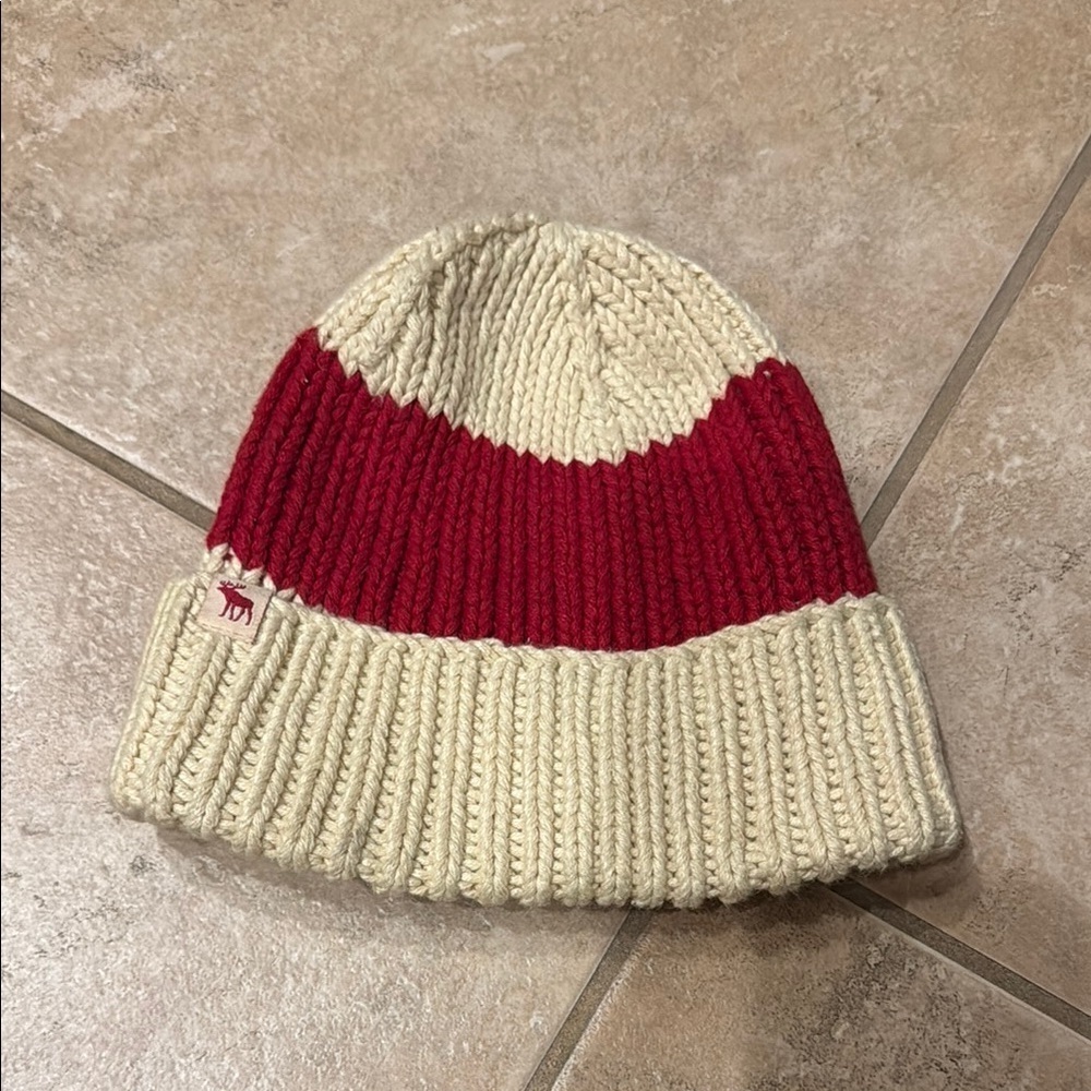 Abercrombie Kids Cream and Red Knit Beanie with Ribbed Pattern